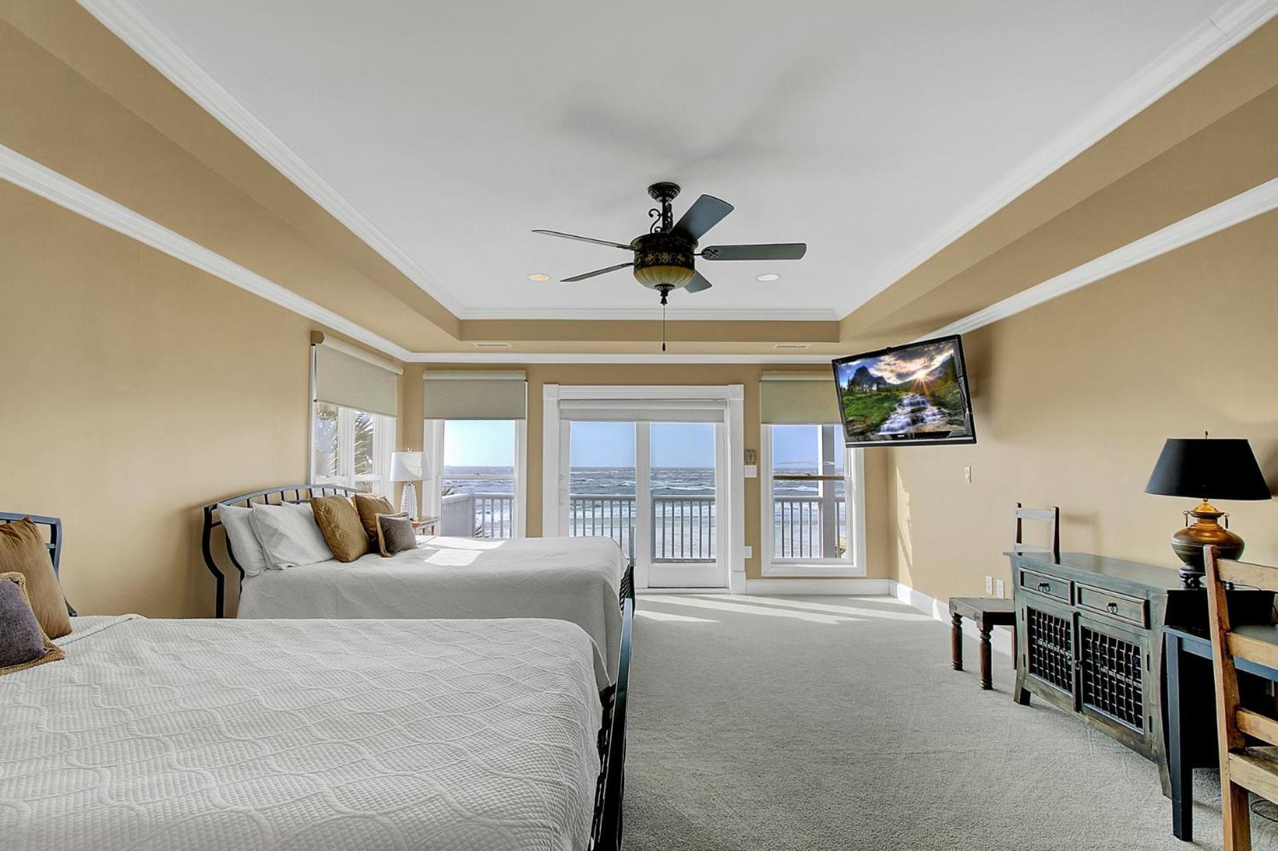 114 Ocean Boulevard By Avantstay Beachfront Putting Green Volleyball Court Infinity Pool Sullivans Island Exterior photo