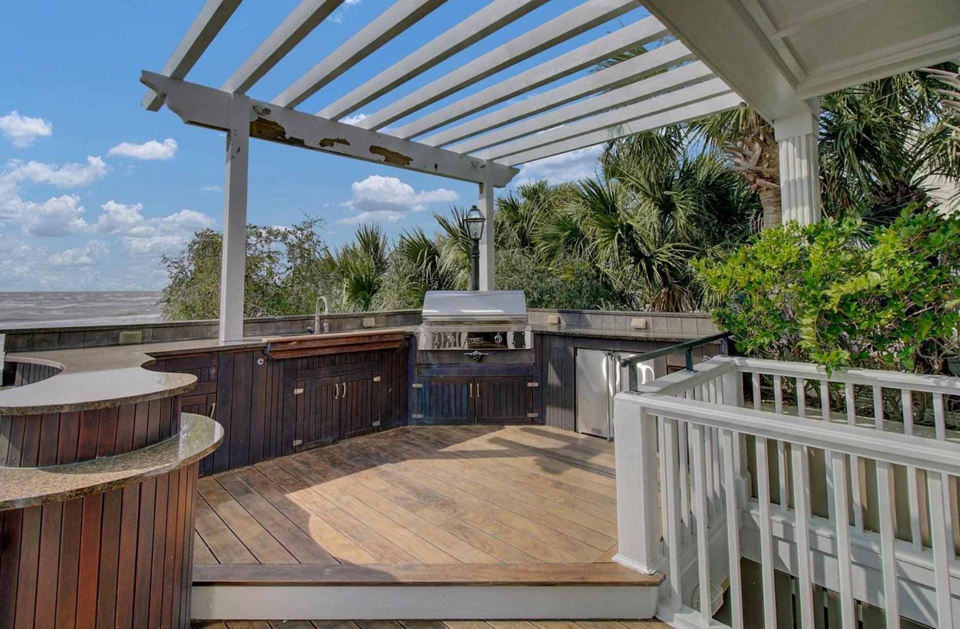 114 Ocean Boulevard By Avantstay Beachfront Putting Green Volleyball Court Infinity Pool Sullivans Island Exterior photo